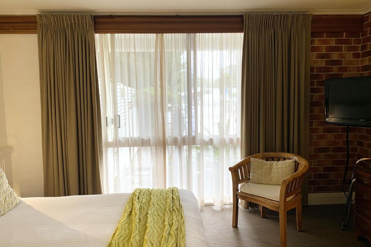 Bay Breeze Boutique Accommodation Batemans Bay Extérieur photo