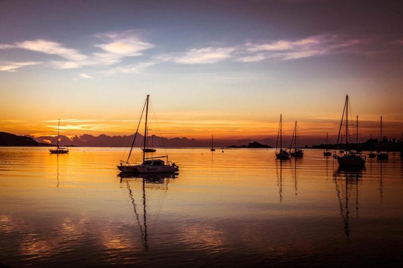 Bay Breeze Boutique Accommodation Batemans Bay Extérieur photo